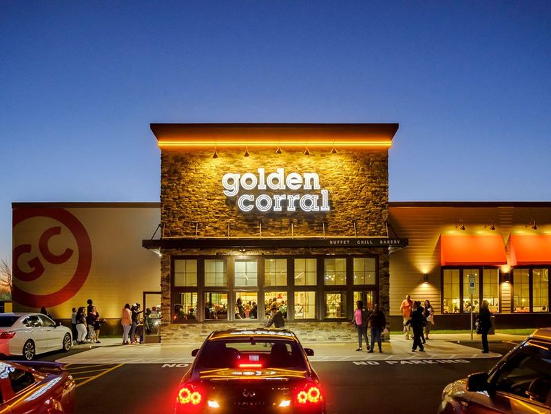 Golden Corral, Aurora Golden Corral, Aurora