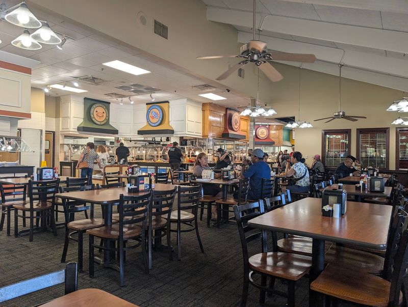 Golden Corral, Gilbert Golden Corral, Gilbert
