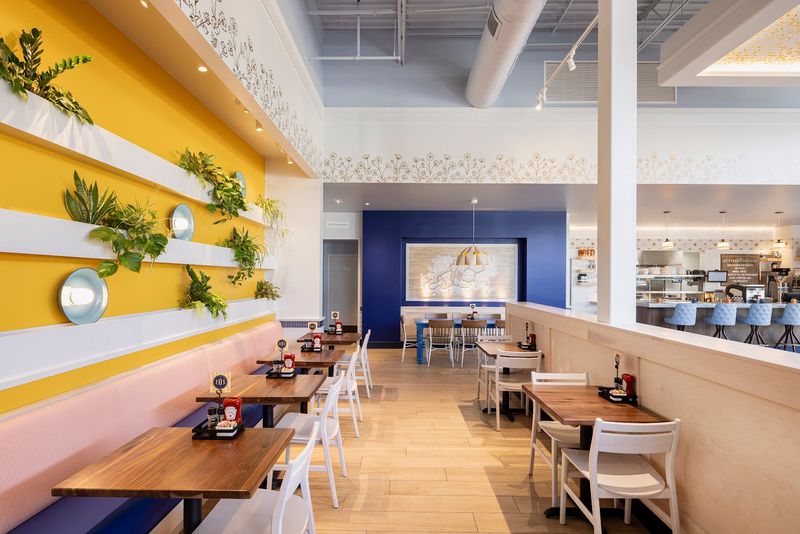 A Local Favorite For Classic Southern Comfort Plates