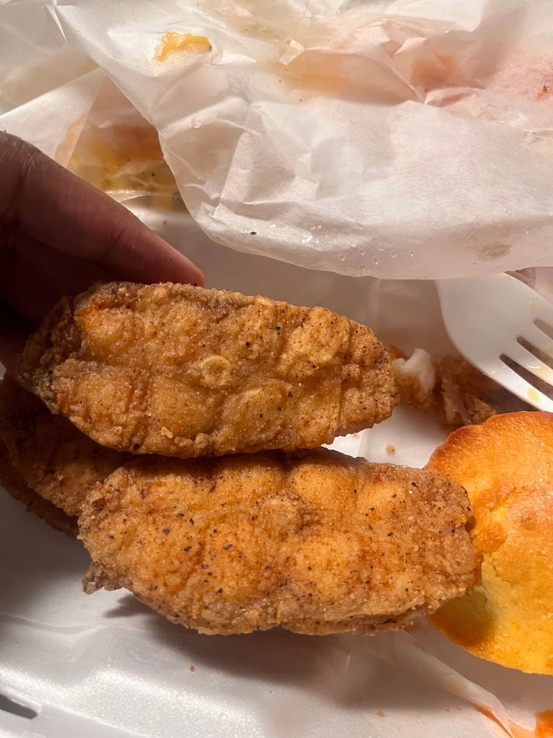 Golden Fried Catfish That Crunches Just Right Golden Fried Catfish That Crunches Just Right
