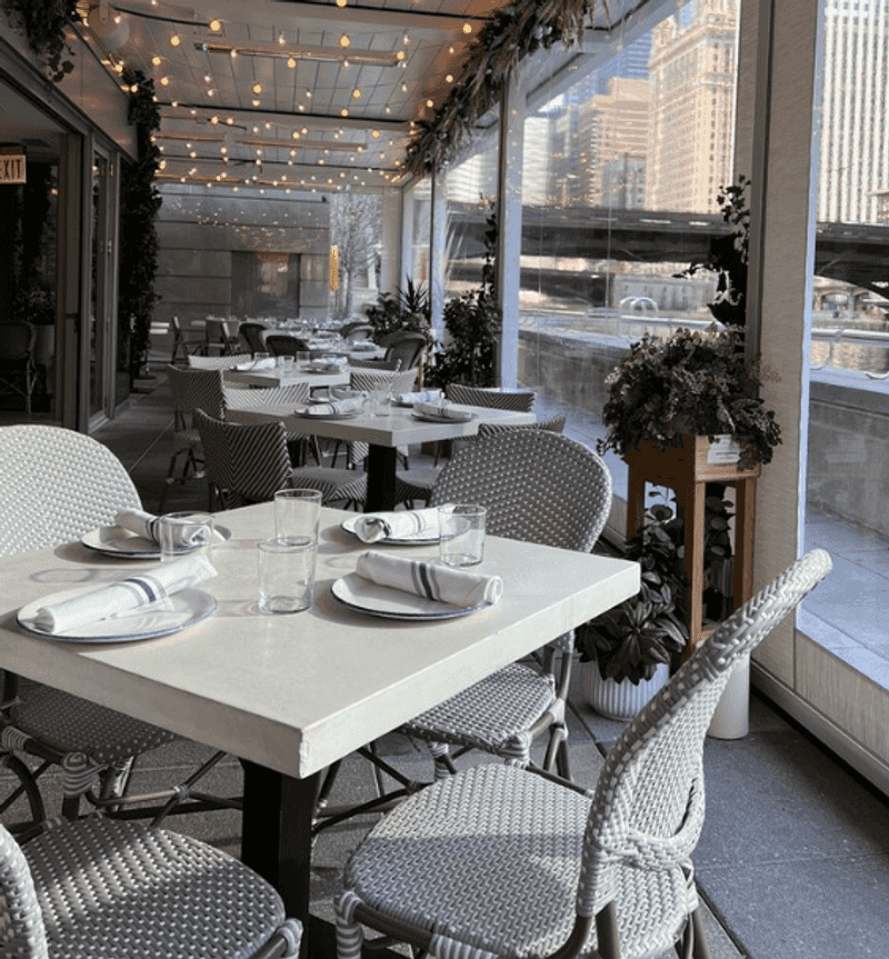 Chicago's Dreamiest Patio