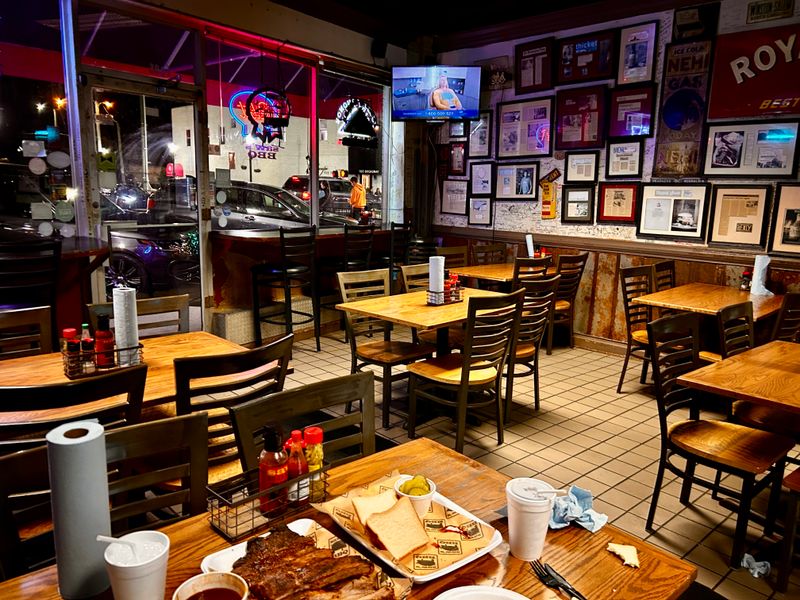 SAW's BBQ – Homewood