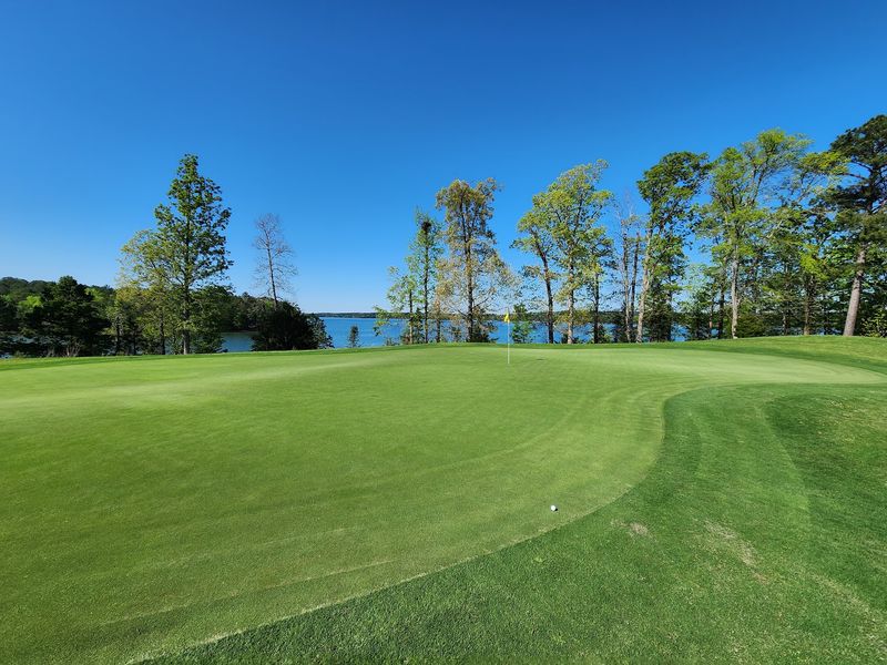 Golf And Disc Golf Right By The Water Golf And Disc Golf Right By The Water
