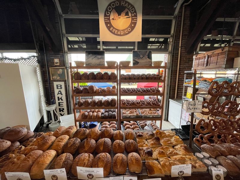 Good Hands Bread Co, Dayton