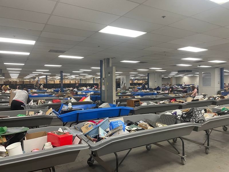 Goodwill Jacksonville IL Outlet Store - Land of Lincoln Goodwill Industries