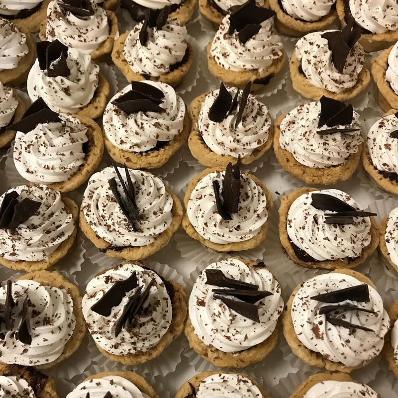Grab Treats At The Cookie Jar
