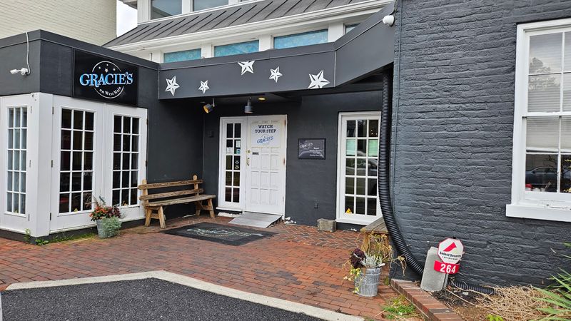 Gracie's On West Main: Leola's Hometown Treasure
