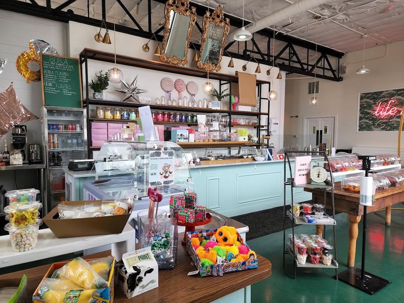 Sucré Sweets and Socials - Morton