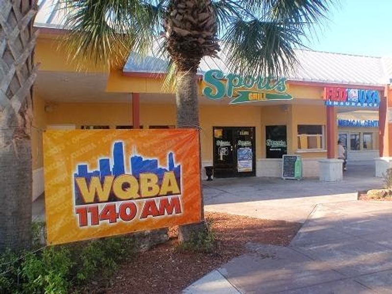 Sports Grill – SW 40th Street