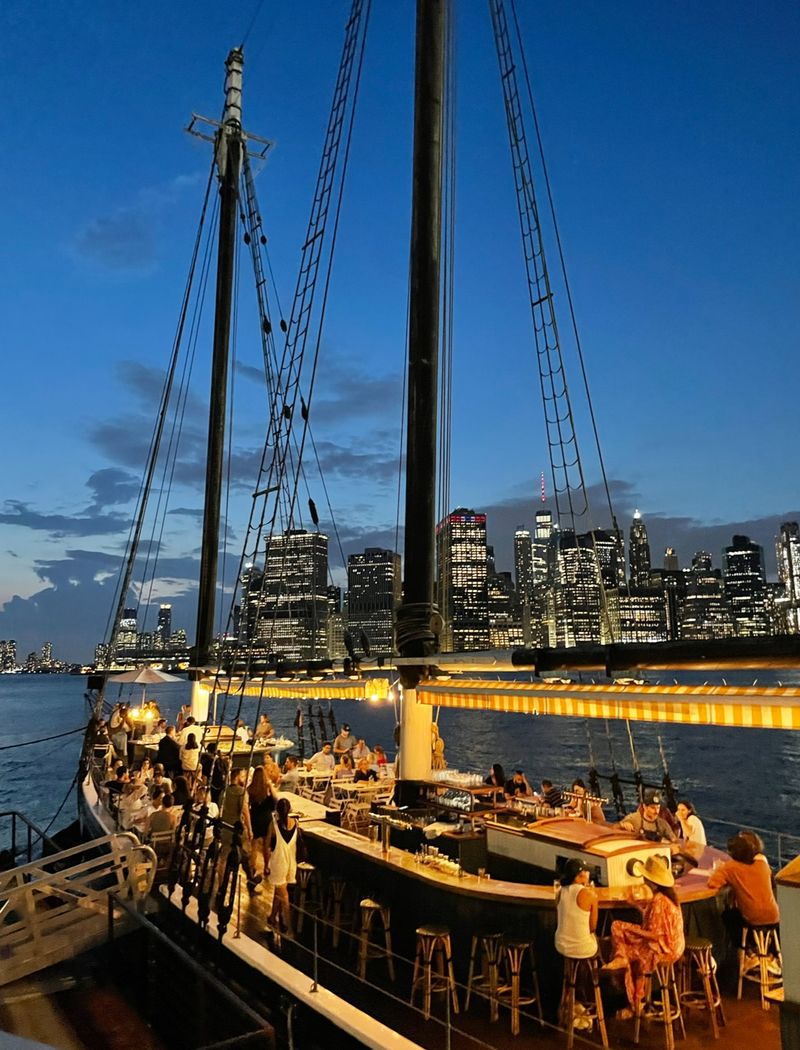 Pilot – Pier 6, Brooklyn Bridge Park