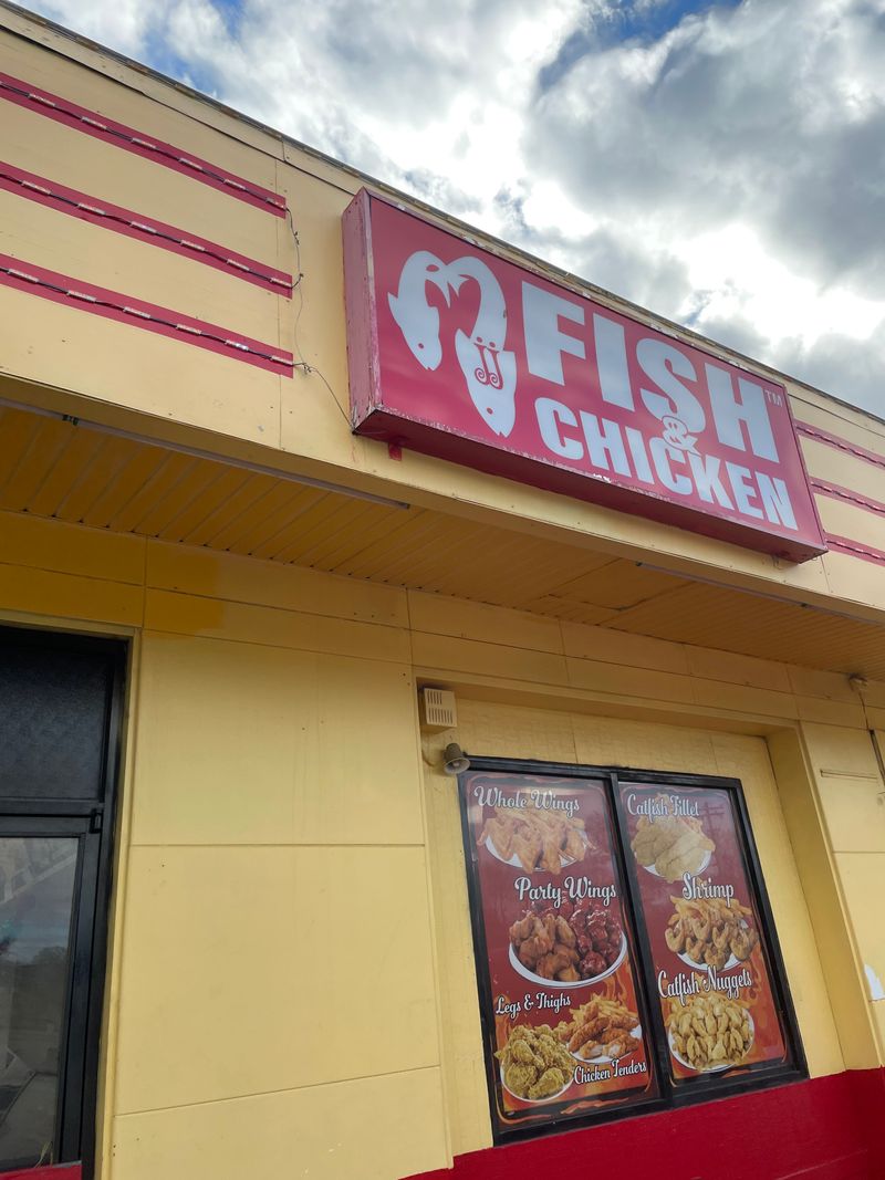 JJ Fish & Chicken – Natural Bridge