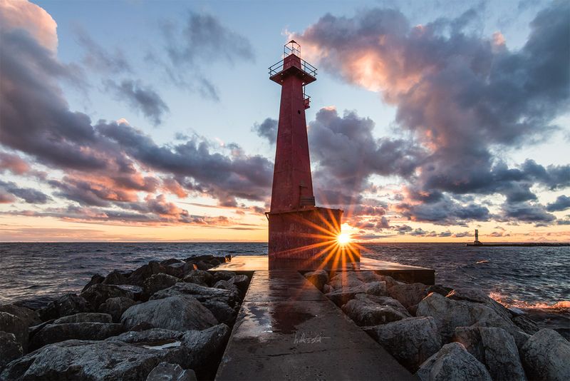 Muskegon South Pierhead Light, Muskegon