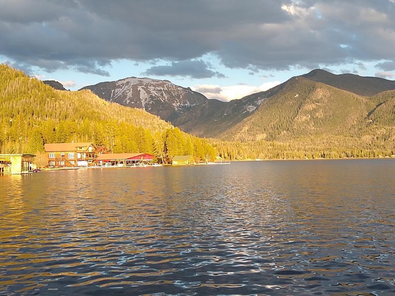 Grand Lake, Grand Lake