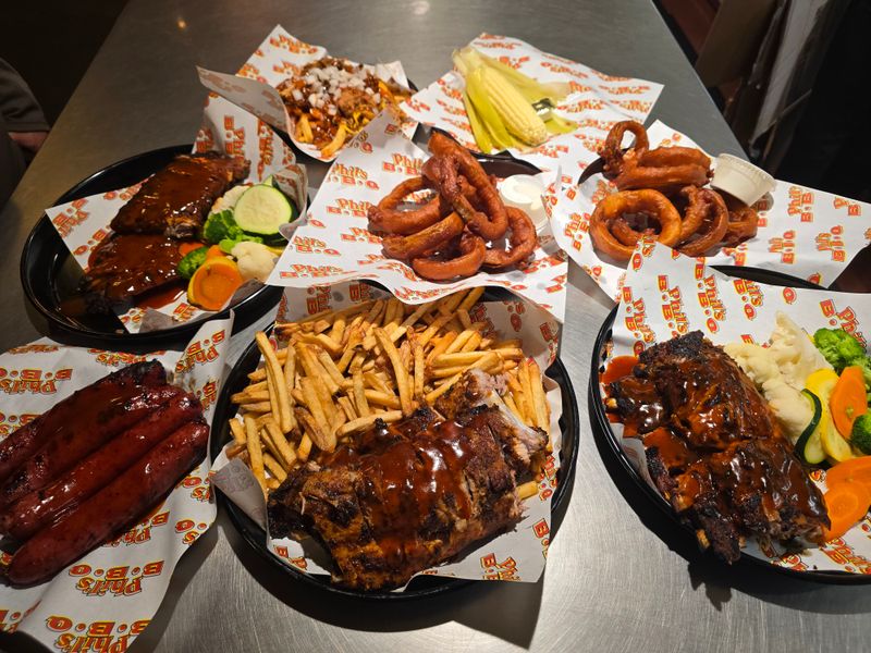 Phil's BBQ – San Diego