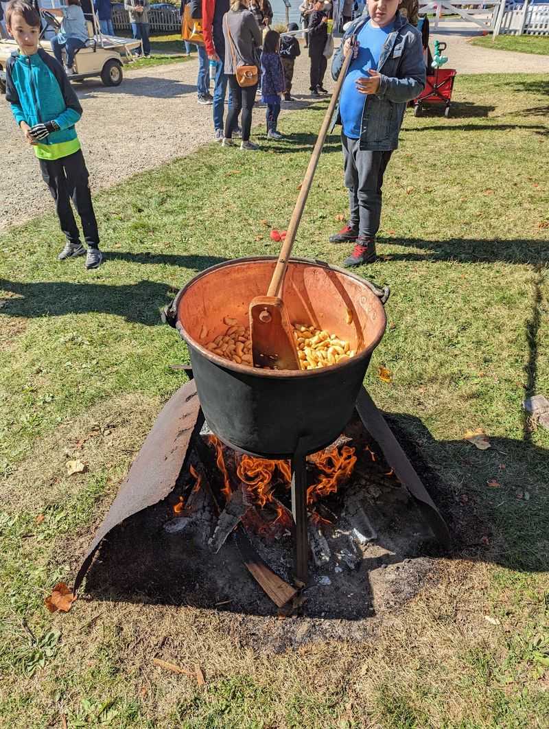Grand Rapids Applebutter Fest, Grand Rapids
