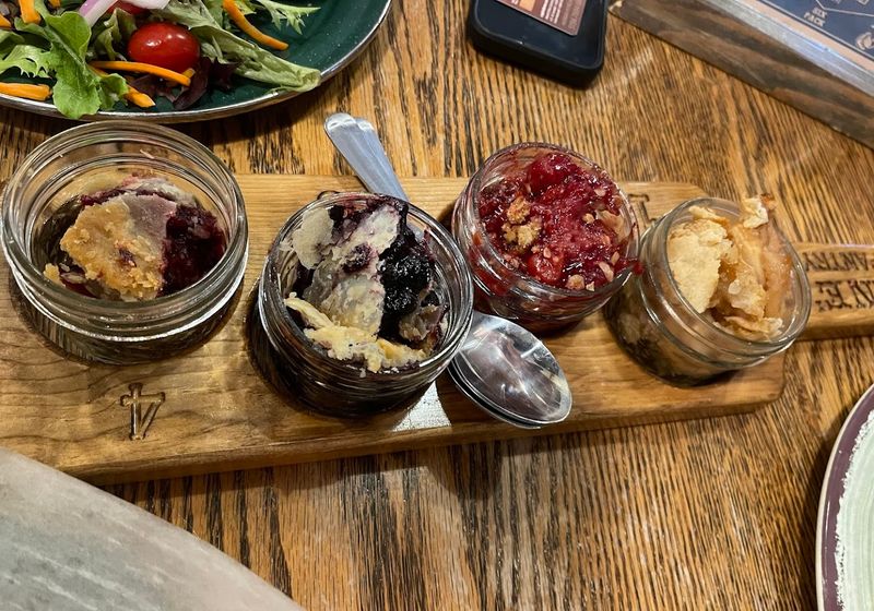 Crane’s Pie Pantry Restaurant, Fennville