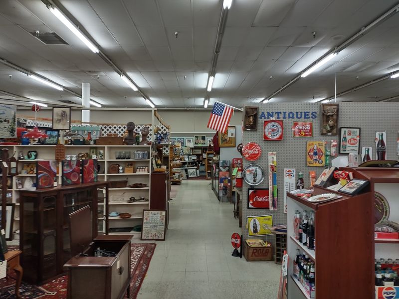 Granddaddy's Antique Mall 