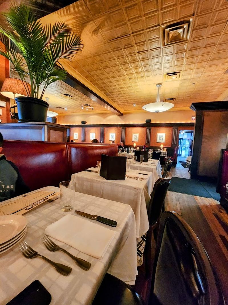 Tableside Theater Elevates Dinner