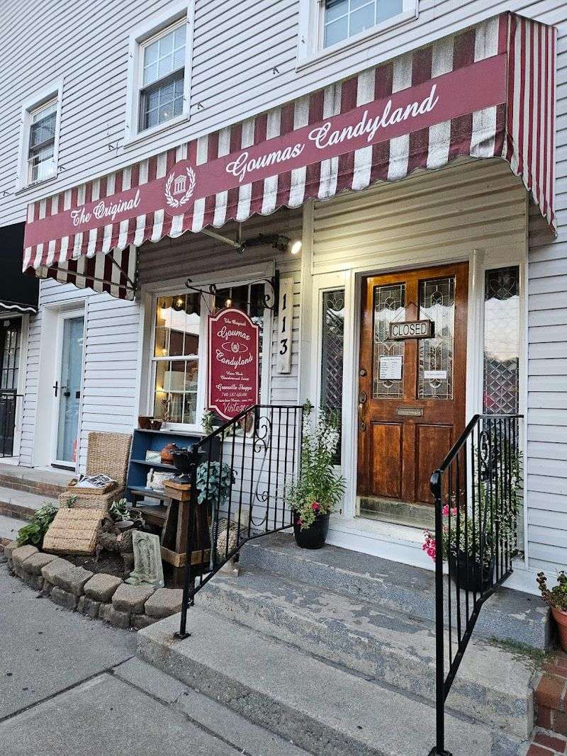 Goumas Candyland, Granville