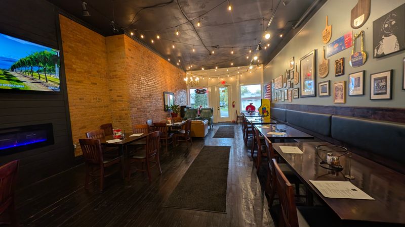 Pizza Patt's Slice House — New Vienna, Main St