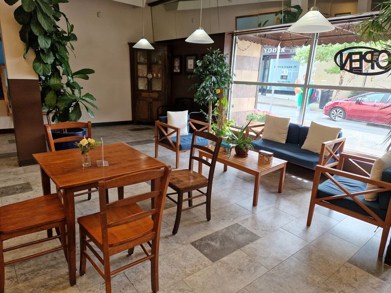 Grandview Bakery & Sweet Shop