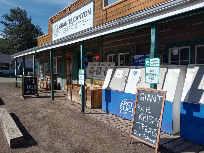 Granite Canyon General Store, Lake George