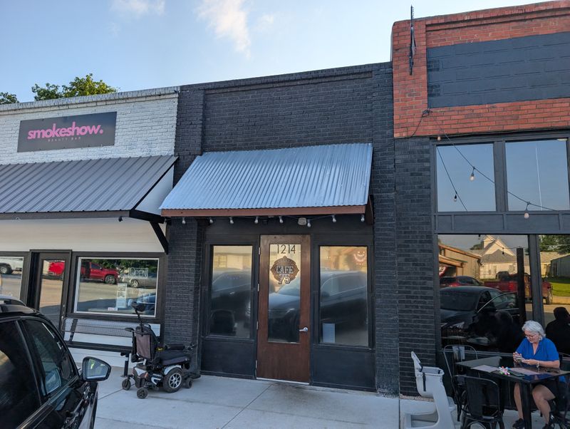 Cafe 75 — Mounds, Oklahoma