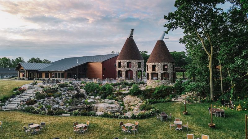 Twin Oast Brewing, Port Clinton