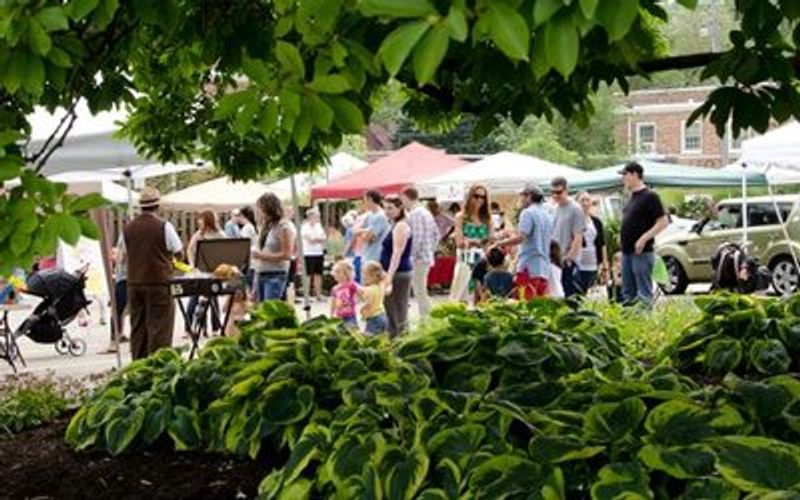 Oakwood Farmers' Market, Oakwood