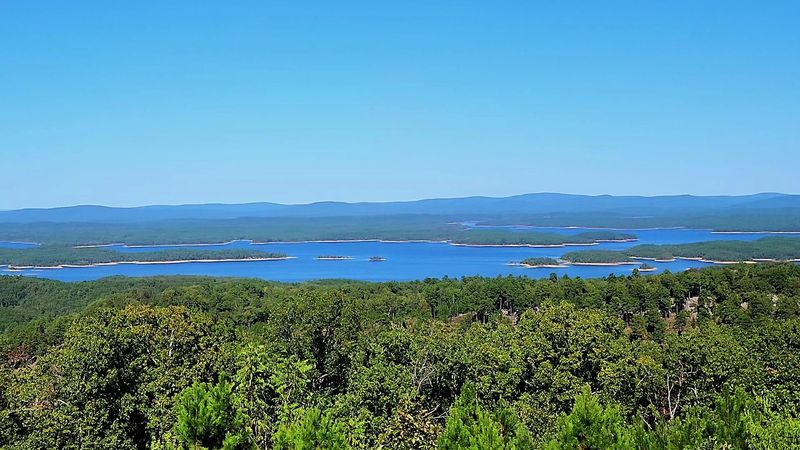 Essential Gear For A Rugged Scenic Stop