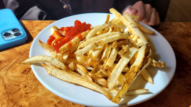Gravy Lovers Get A Grumpy Little Masterpiece