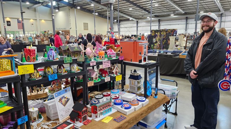 Grayslake Antique & Vintage Market