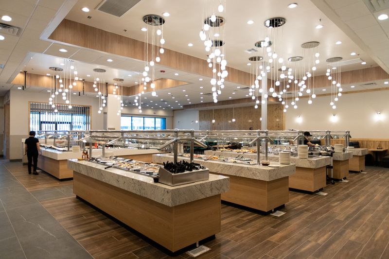 Pacific Seafood Buffet (Retro Casino-Era Vibes Without the Casino)