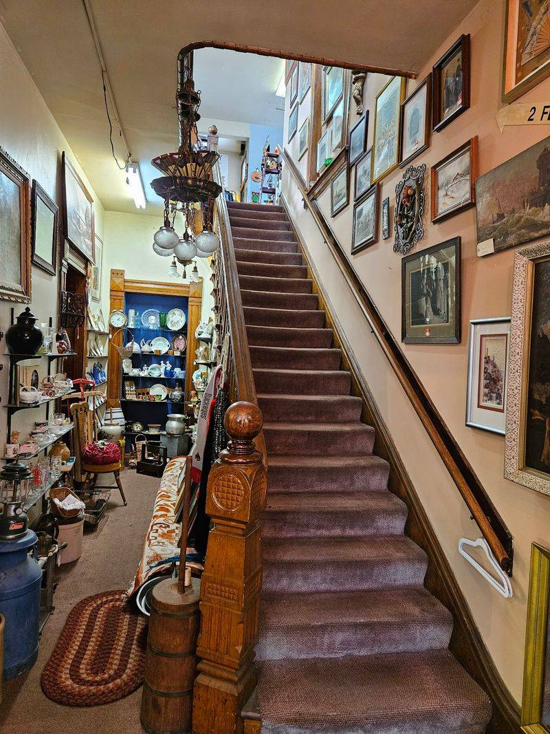 Greater Columbus Antique Mall, Columbus