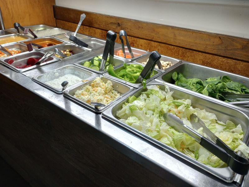 Salad Bar That Punches Above Its Size
