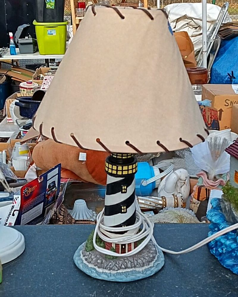 Green Lawn Grove Flea Market, Romulus