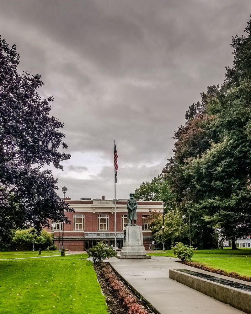 Green Space And Stories At George Washington Park