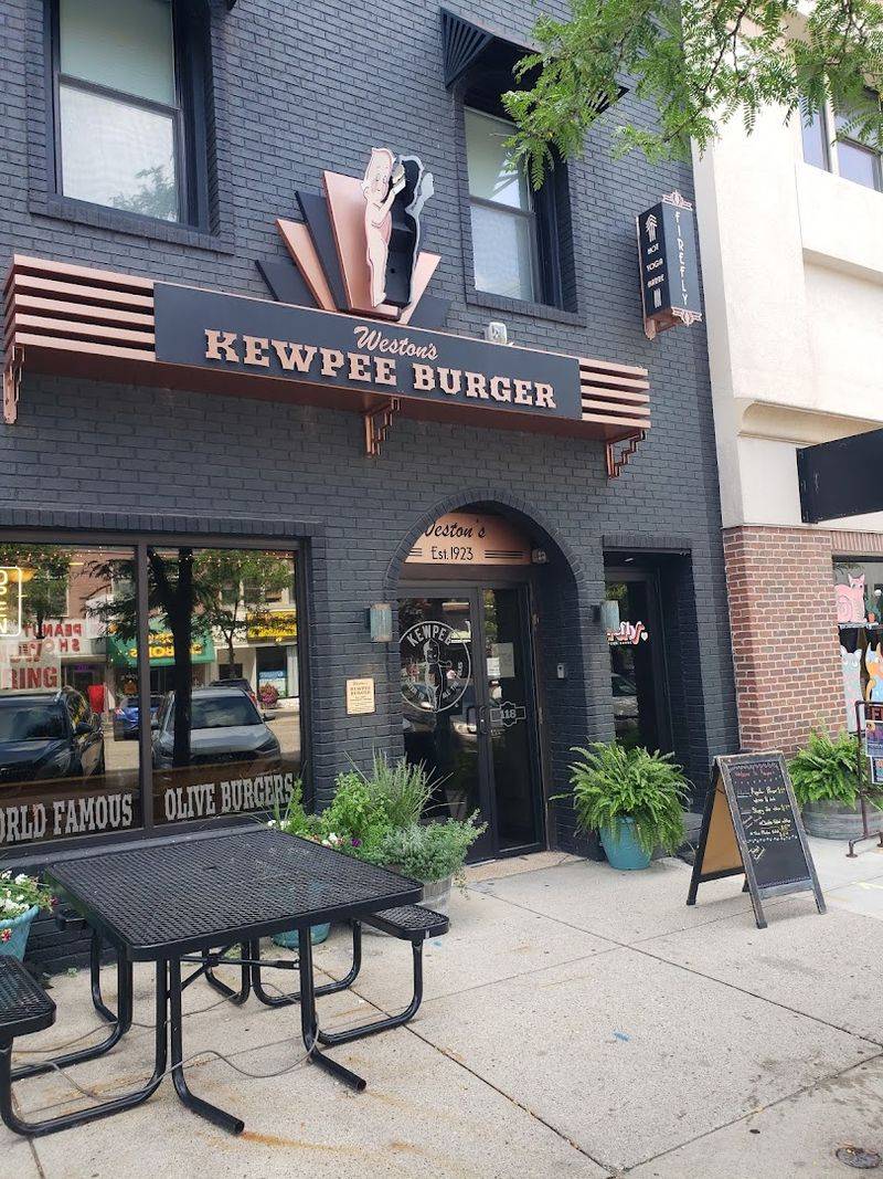 Weston's Kewpee Sandwich Shop (Lansing)