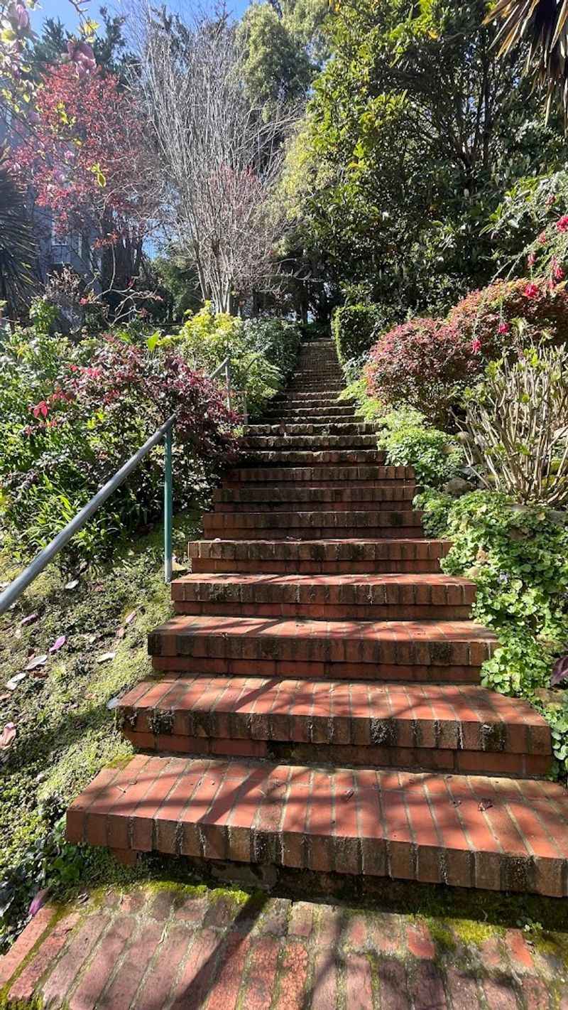 Greenwich Steps