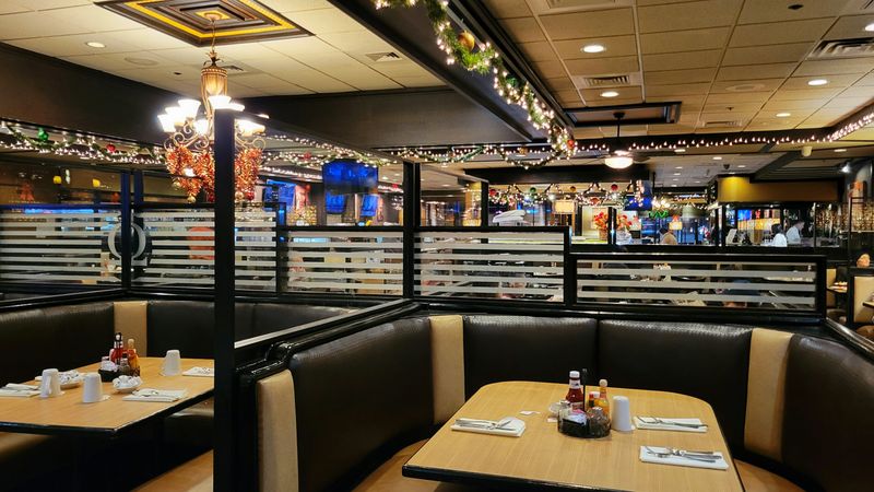 Omega Restaurant & Bakery – Niles