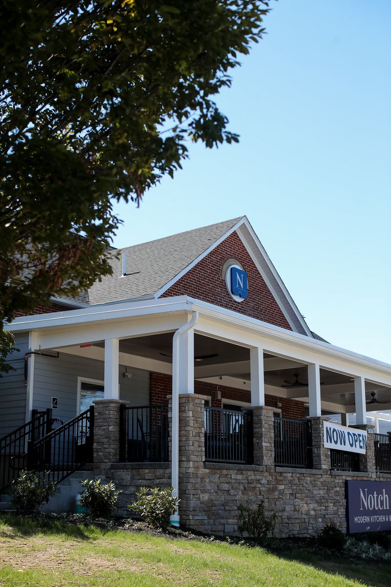 Notch Modern Kitchen & Bar