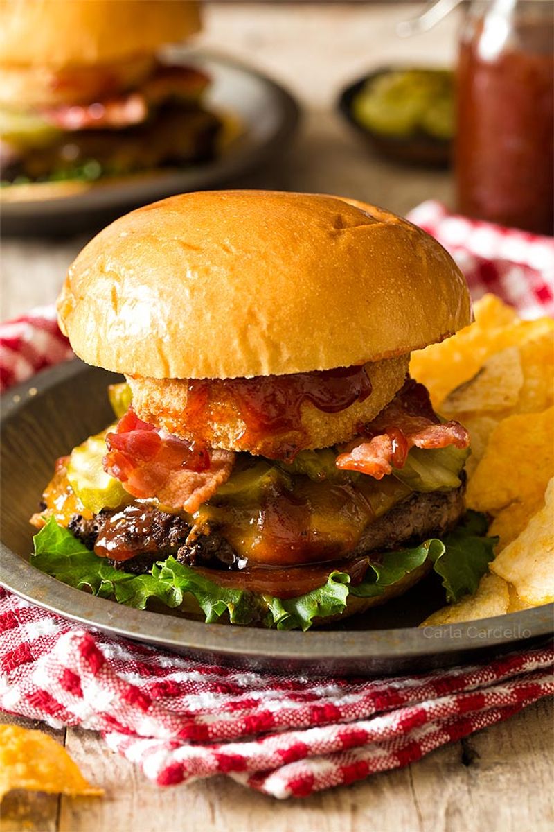 Classic American Cheeseburgers With Secret Sauce