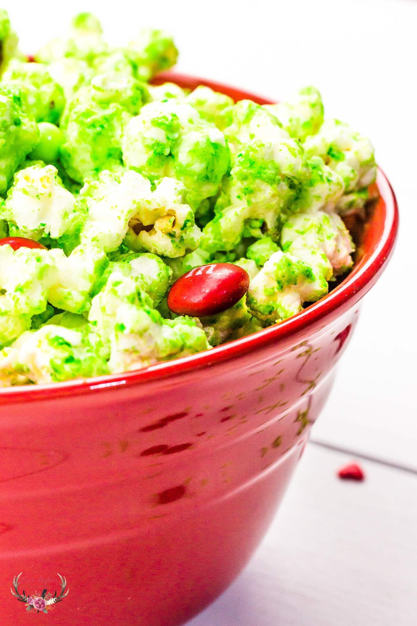 Easy Christmas Grinch PopCorn Mix 