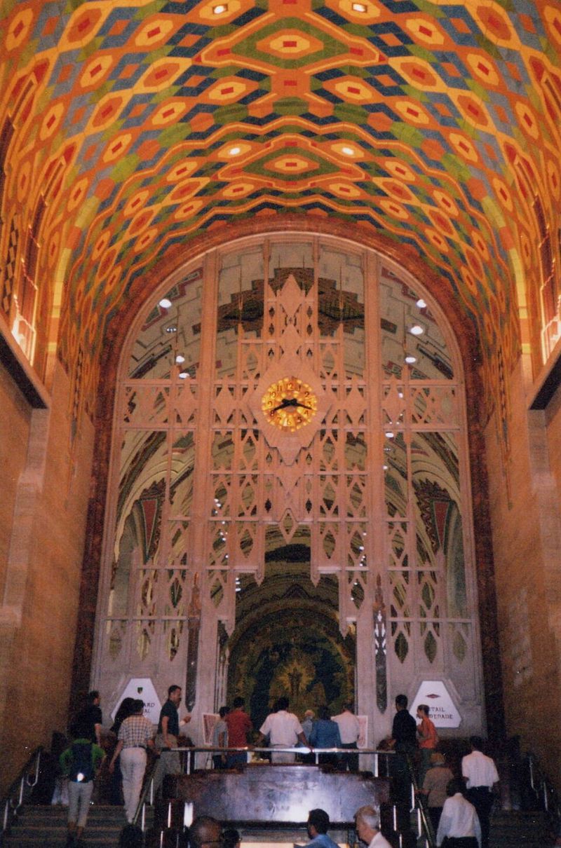 Griswold Street Opens Into Detroit’s Art Deco Landmark