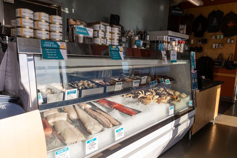 Local Ocean Seafoods (Bayfront Counter)