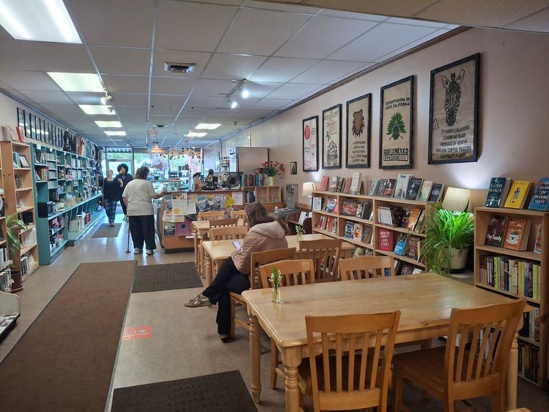 Grounds for Thought, Bowling Green