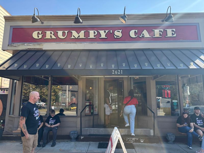 Grumpy's Cafe, Cleveland