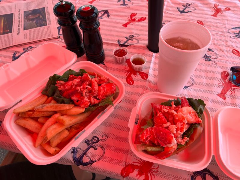 Know Your Sides And Extras Without Crowding The Star