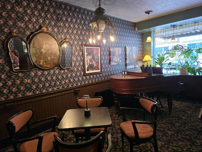 Guarino's Restaurant, Cleveland