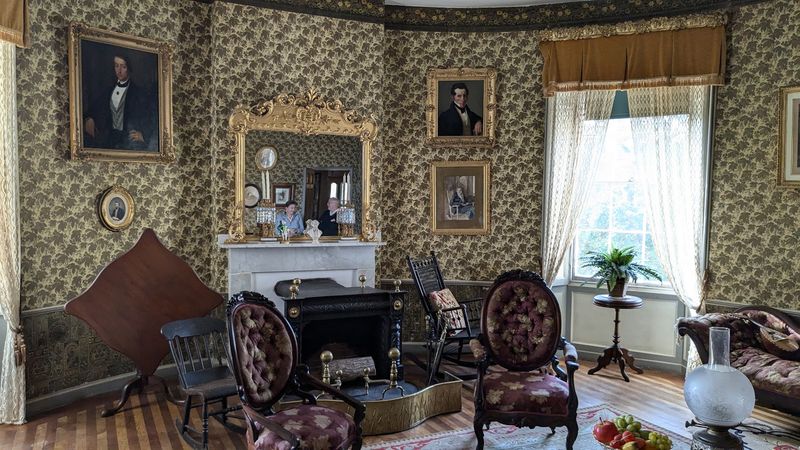 Guided Tours That Bring History Alive